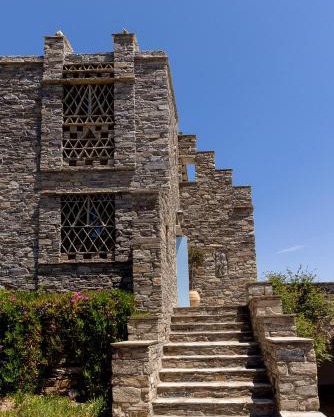 Blue View Mansion