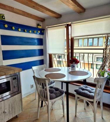 Blue Vista Apart