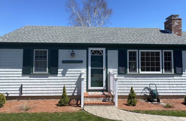Blue Water Shores Neighborhood walking distance to private inlet