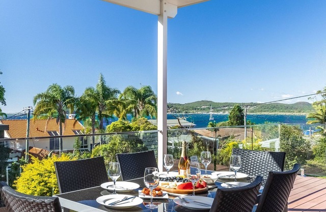 Blue Waters 7 Cook St Pet Friendly and Water Views