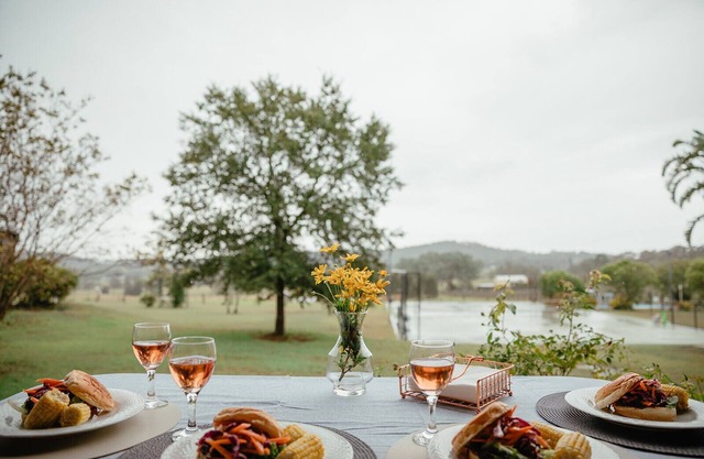 Bluebush Estate - Group Getaway Located in Lovedale the Heart of the Hunter