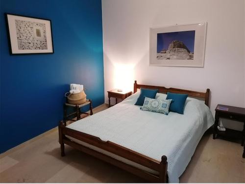 Bluenigma Hotel 4