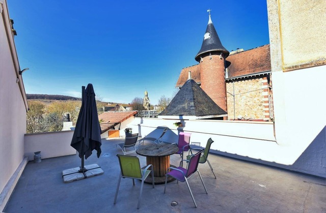BnB Epernay Terrasse 86 Appartement d'exception à Epernay avec terrasse et vue spectaculaire sur le vignoble Champenois