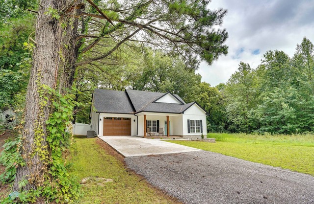 Modern Kentucky Lake Home: Pool & Boat Ramp Access