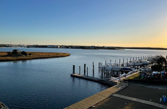 BOATERS DREAM w/BOAT LIFT! Sandy Turtle is a brand new luxury townhome!