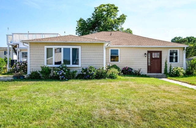 Maison de 3 chambres et 2 salles de bain sur canal avec vue sur la baie et l'océan