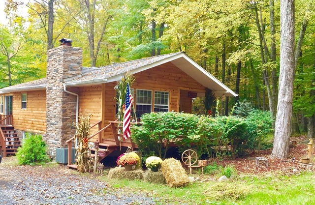 Lac Wallenpaupack avec cale de bateau - 3 chambres-3 salles de bain - A / C et Wif