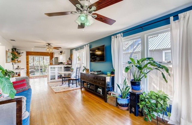 Boho Bungalow dans le mélange de East Austin