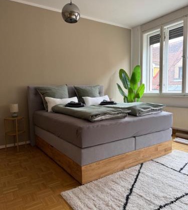 Boho Living Studio - Historic City Center with Free Parking by HERO HOMES