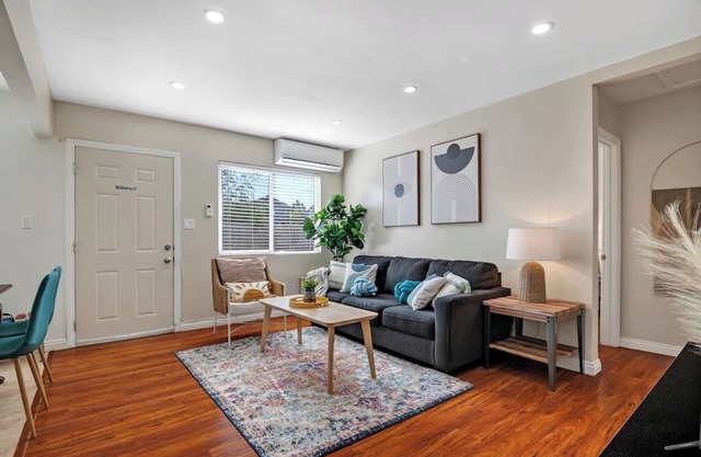 ★3BR/2BA★2parking★near DT Los Angels Sleeps 8