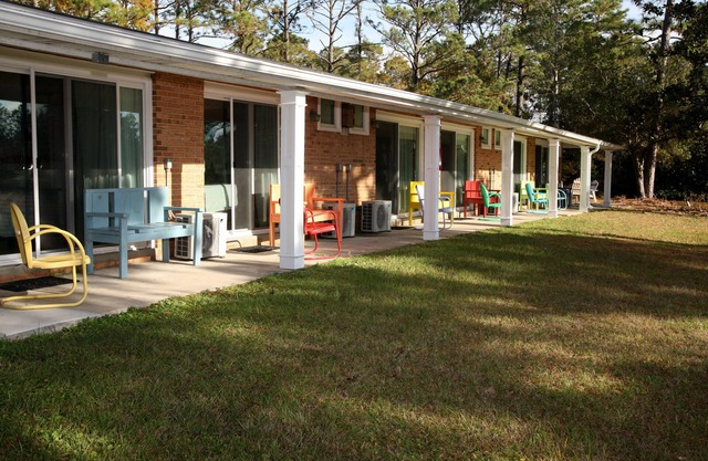 Boiling Spring Lakes Motel