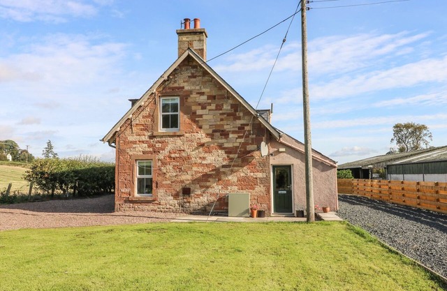 COTTAGE DE LA FERME DE BONJEDWARD MILL, Animaux acceptés à Jedburgh, Réf 993485