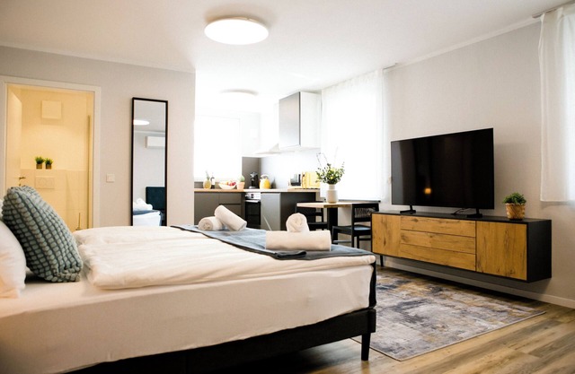 Stylish, modern apartment with fully equipped kitchen, air conditioning & parking space