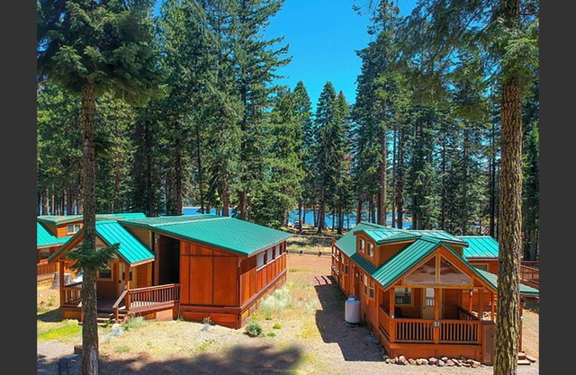 Hyatt Lake Compound # 51 & # 52 ~ Pour 10 personnes ~ Vue sur le lac
