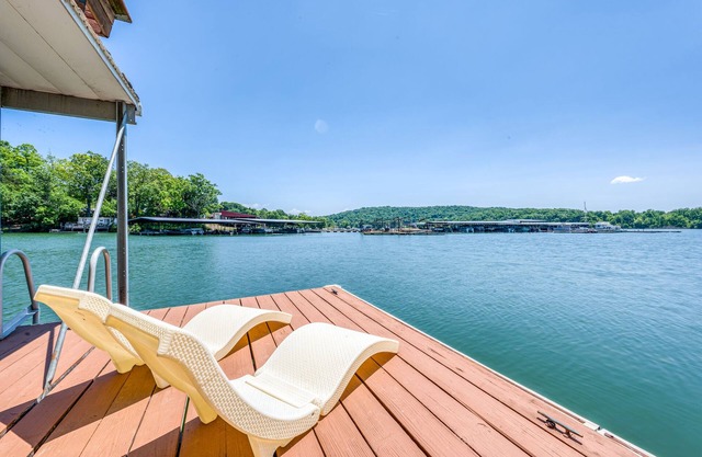 Boone Lake House near Marina TriCities Airport