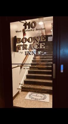 Boone Trace Inn Room 7