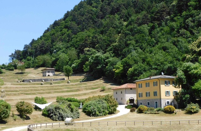 BORGO PARADISO - Charming 6-bedroom, 18 guests mas immersed in 15 acre parkland