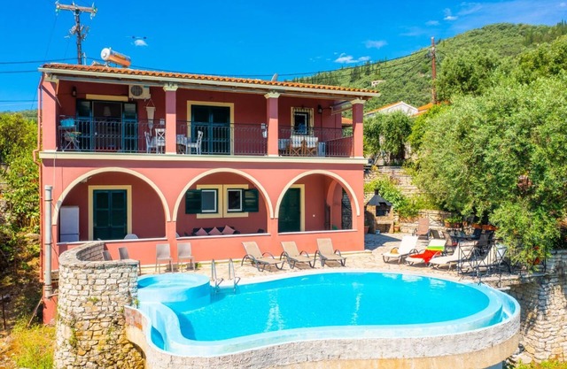 Bougainvillea - Trois Chambres Villa, Couchages 8
