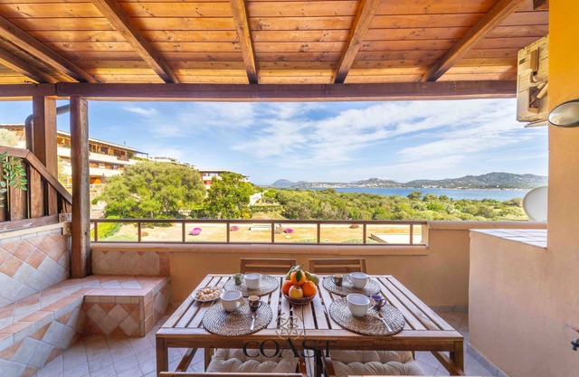 Bouganville - Two-room flat with sea view and WiFi