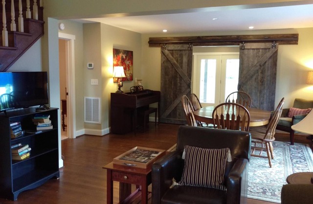 Saddlestone Cottage - Ky Bourbon Trail, Horse Park, Cheval Farms, Keeneland