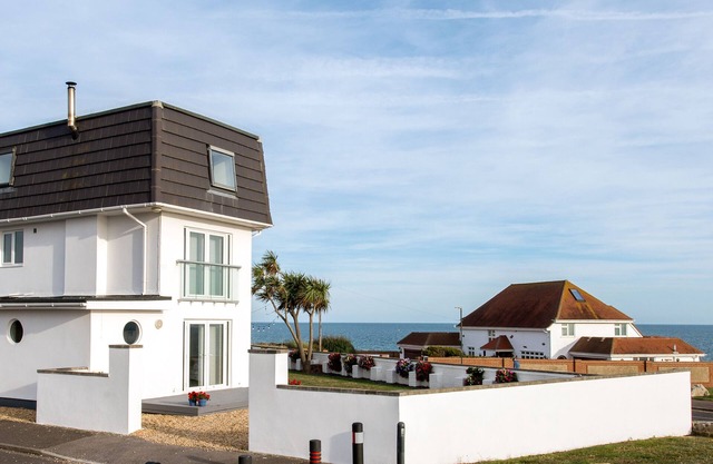 Bournemouth Beach & Sea Views