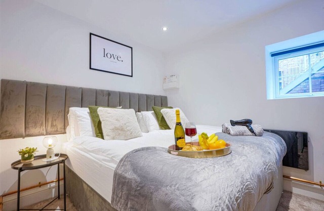 Boutique Apartment - City Centre - Free Parking