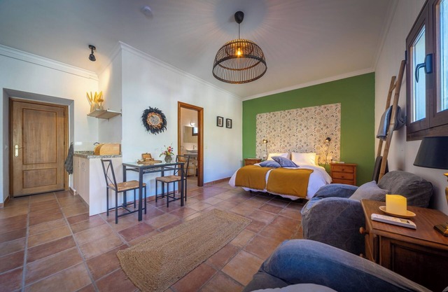 Boutique B&B Casa La Calera 15+/ Caminito del Rey-15 min/Ronda-25 min/Town-5 min