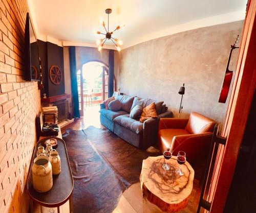 Boutique Flat com Banheira Lareira e Piscina Aquecida