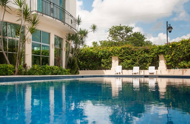 Boutique House Résidence privée avec piscine, à partir de 80 €