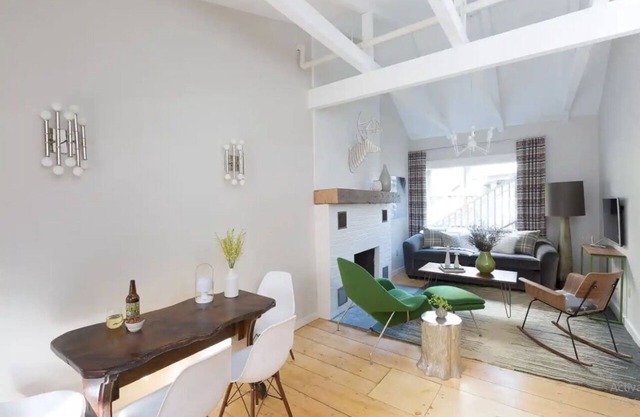 Boutique Lodge in the Heart of Stowe – Walk to Dining, Trails & More