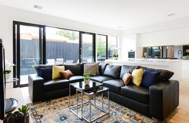 BOUTIQUE SEJOURS - Murrumbeena Place 1
