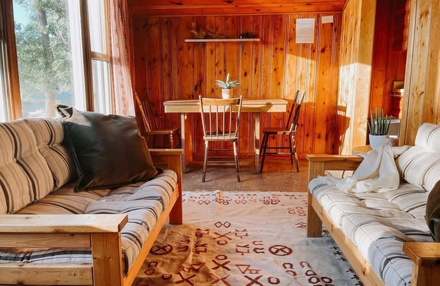 Bowerbird Beach Camp Cabin #3