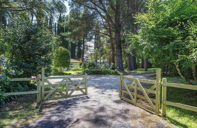 Bowral Long Stay Weekender- Make This Your Own Country Weekend Getaway
