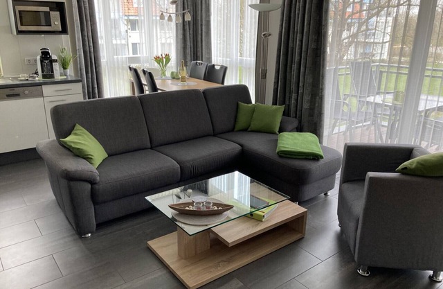 Lit sommier à ressorts | W-LAN | Cheminée | Sauna | Whirlpool | Chaise de plage | Safe | balcon