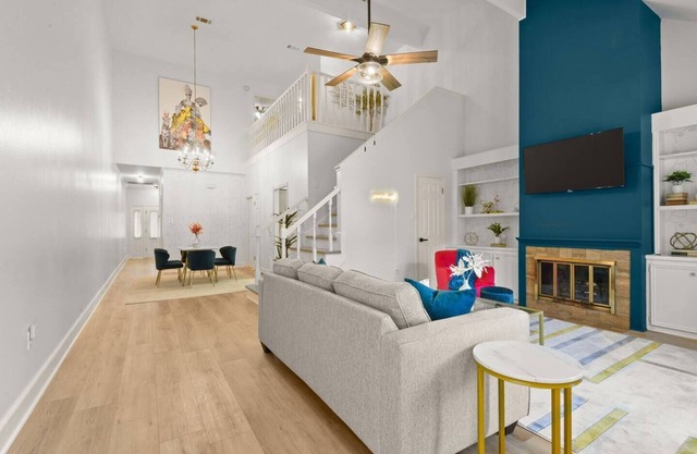 Stylish Retreat | 2 King Beds | Bowlers Special!