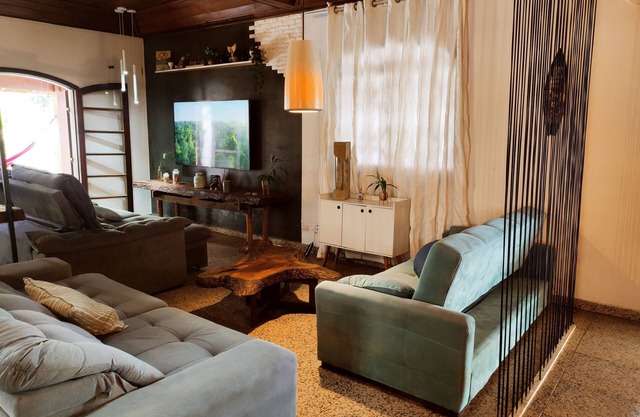 Beach house in Ubatuba for family. Tenorio / Red Center