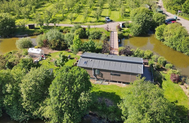 Braeburn Lodge, WINKLEIGH