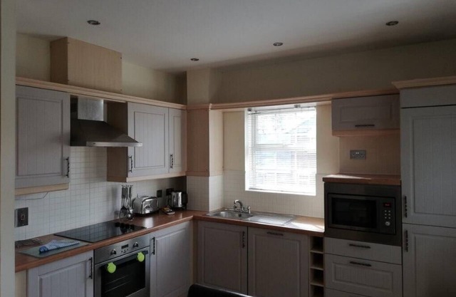 Brand New 2 bed in one of Newbury's oldest buildings (7SC)