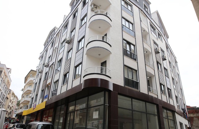 Brand New DuPlex 2 étages 3 chambres 2 salles de bain, 2 grands balcons avec vue