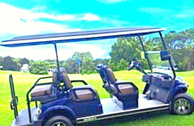 PANIER DE GOLF GRATUIT! 2BR / 2. 5 BA W / BELLES VUES DU LAC! MINUTES DE LA PLAGE!