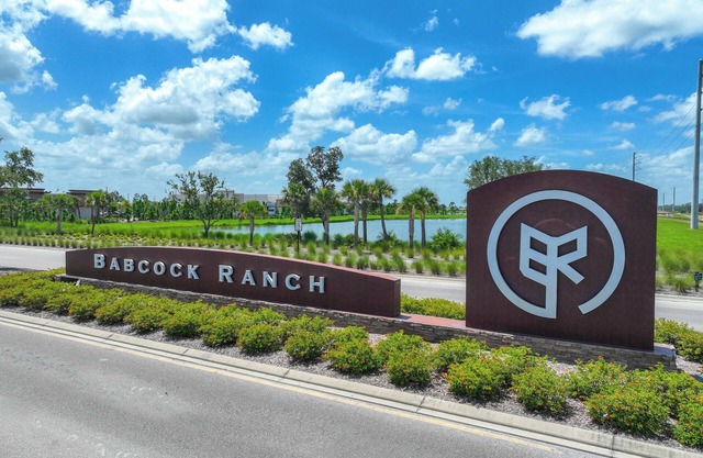 Brand New! 3-bed 2 Bath Golf house POOL & SPA in Webbs Reserve in Babcock Ranch