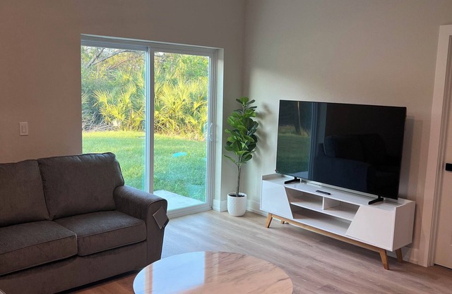 Brand new 3-bedroom house in quiet neighborhood in sunny Port Charlotte