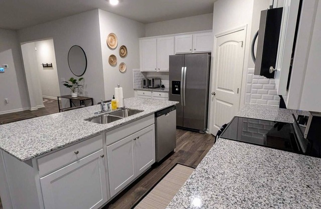 Brand new 3-bedroom townhome in Dahlonega GA