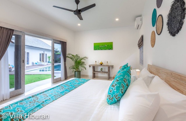 Tout neuf!!! 4 BR villa tropicale moderne Seminyak- BatuBelig