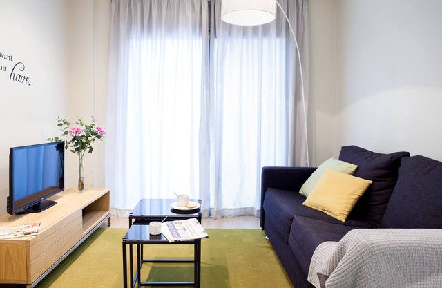 Appartement neuf avec deux chambres et un balcon