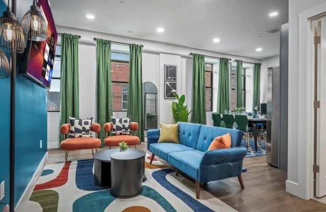 Brand New Apt+2Queens+ BunkBed+Free Parking+55" TV