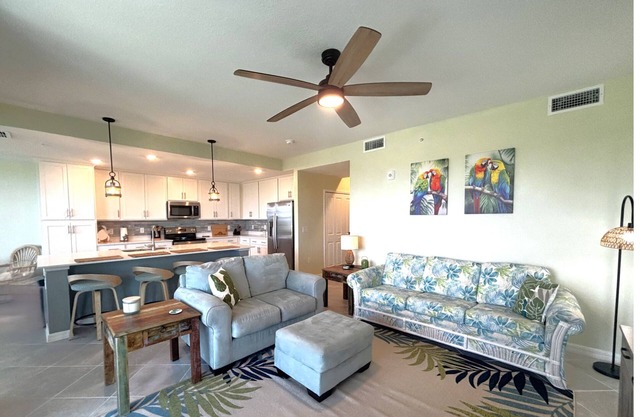 Brand New Condo on Golf Course, beautifully decorated!