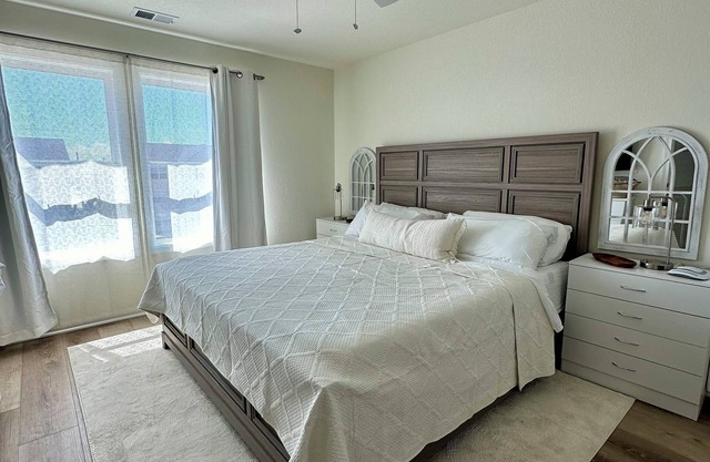 #Brand New Condo. The Escape OBX-Cozy Condo-Walk to Beach, Shops, Restaurants