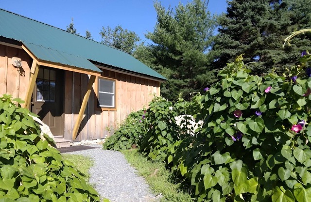 Brand new farm cottage close to downtown Blue Hill and Acadia National Park
