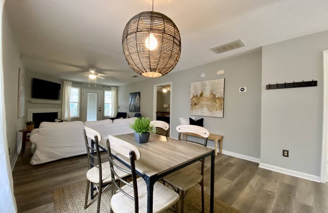 Brand New Furnished Rental close to dining and entertainment!